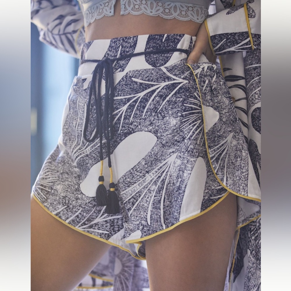 Anthropologie White and Blue Camille Cabanes Botanical Flannel Pajama Set - Picture 2 of 16